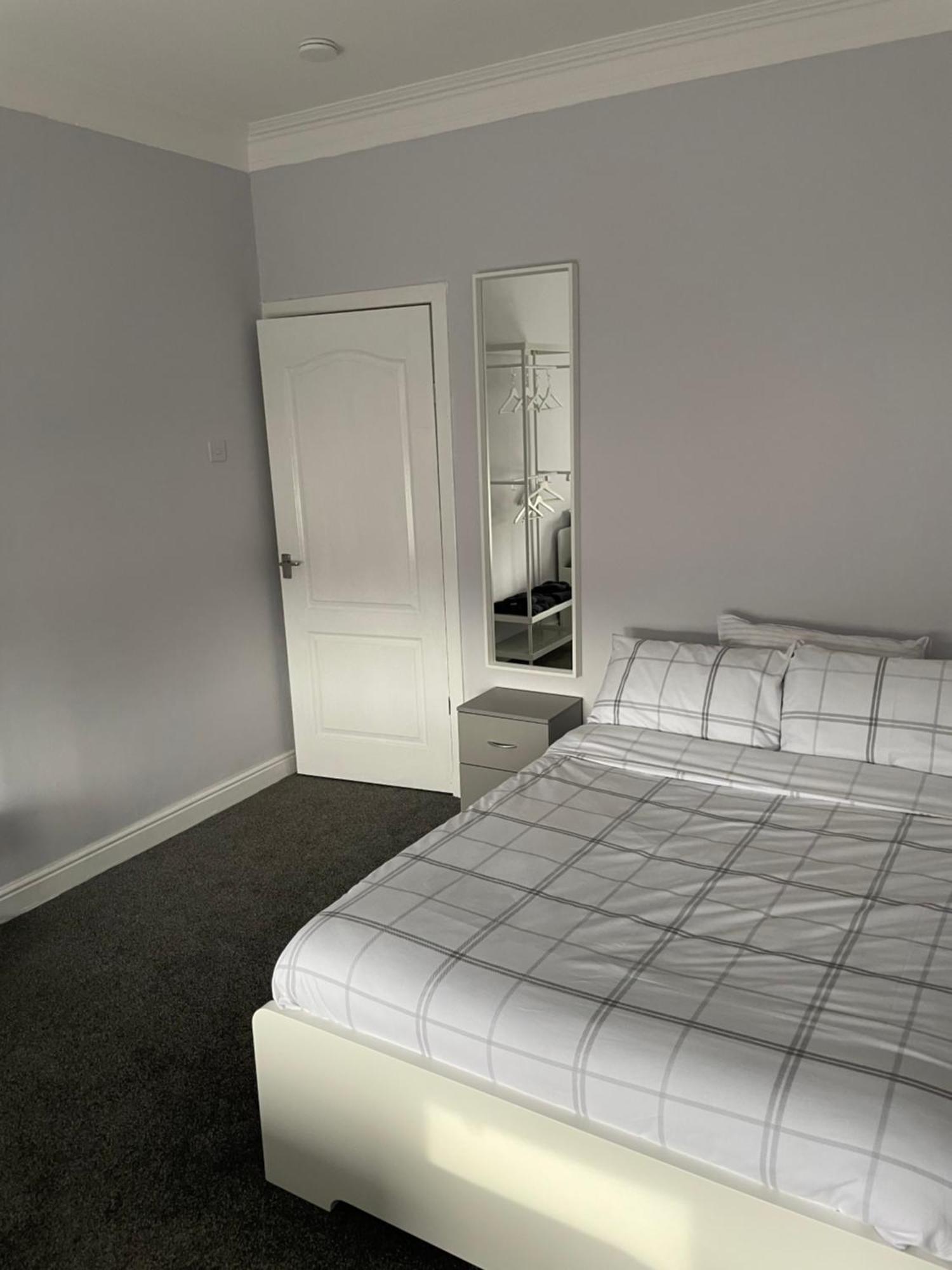 Bellshill , Belvidere Central Upper Apartment Luaran gambar